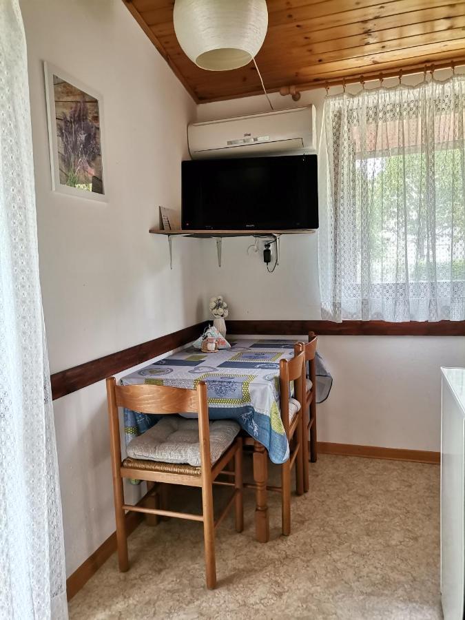 Apartment Studio Zvonka Zambratija  Buitenkant foto